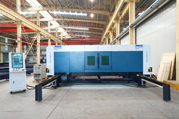 Ground-Rail Laser Cutting Machine