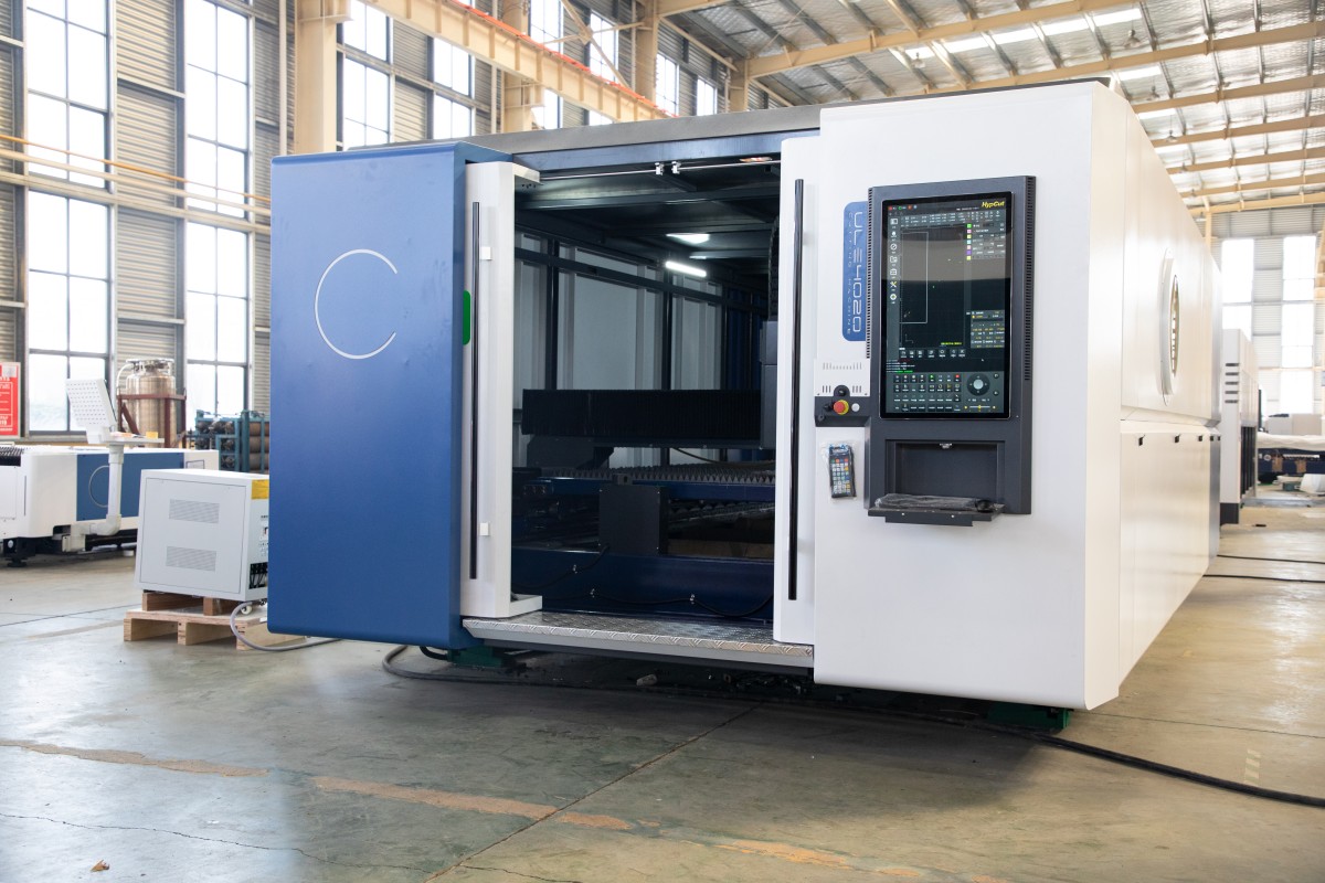 fiber laser cutting machine